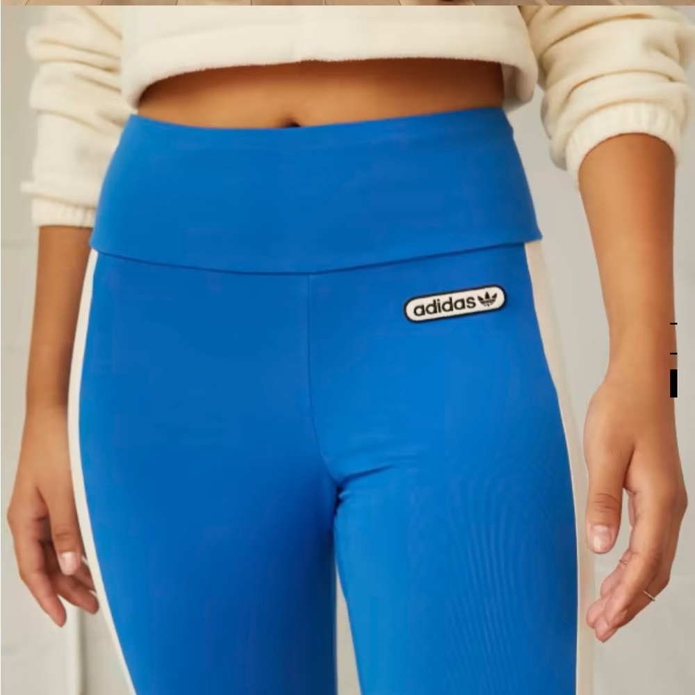 Adidas Retro blue Leggings - Picture 3 of 9